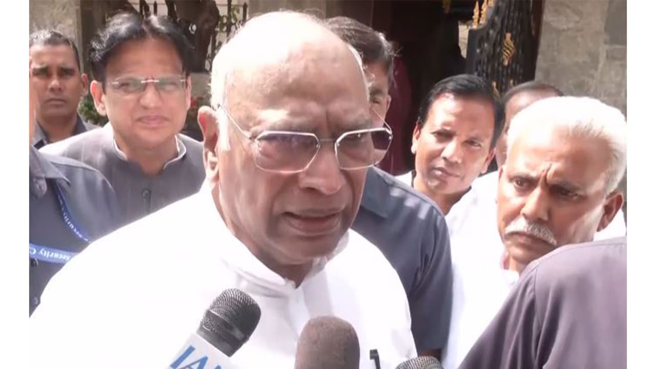 Congress president Mallikarjun Kharge (Photo/ANI) Congress president Mallikarjun Kharge (Photo/ANI)