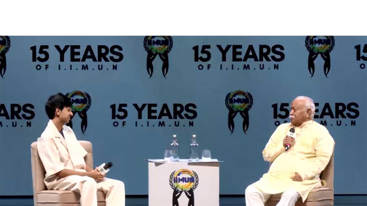Rashtriya Swayamsevak Sangh (RSS) chief Mohan Bhagwat addresses an event in Mumbai, Maharashtra. (Photo/ANI) Rashtriya Swayamsevak Sangh (RSS) chief Mohan Bhagwat addresses an event in Mumbai, Maharashtra. (Photo/ANI)