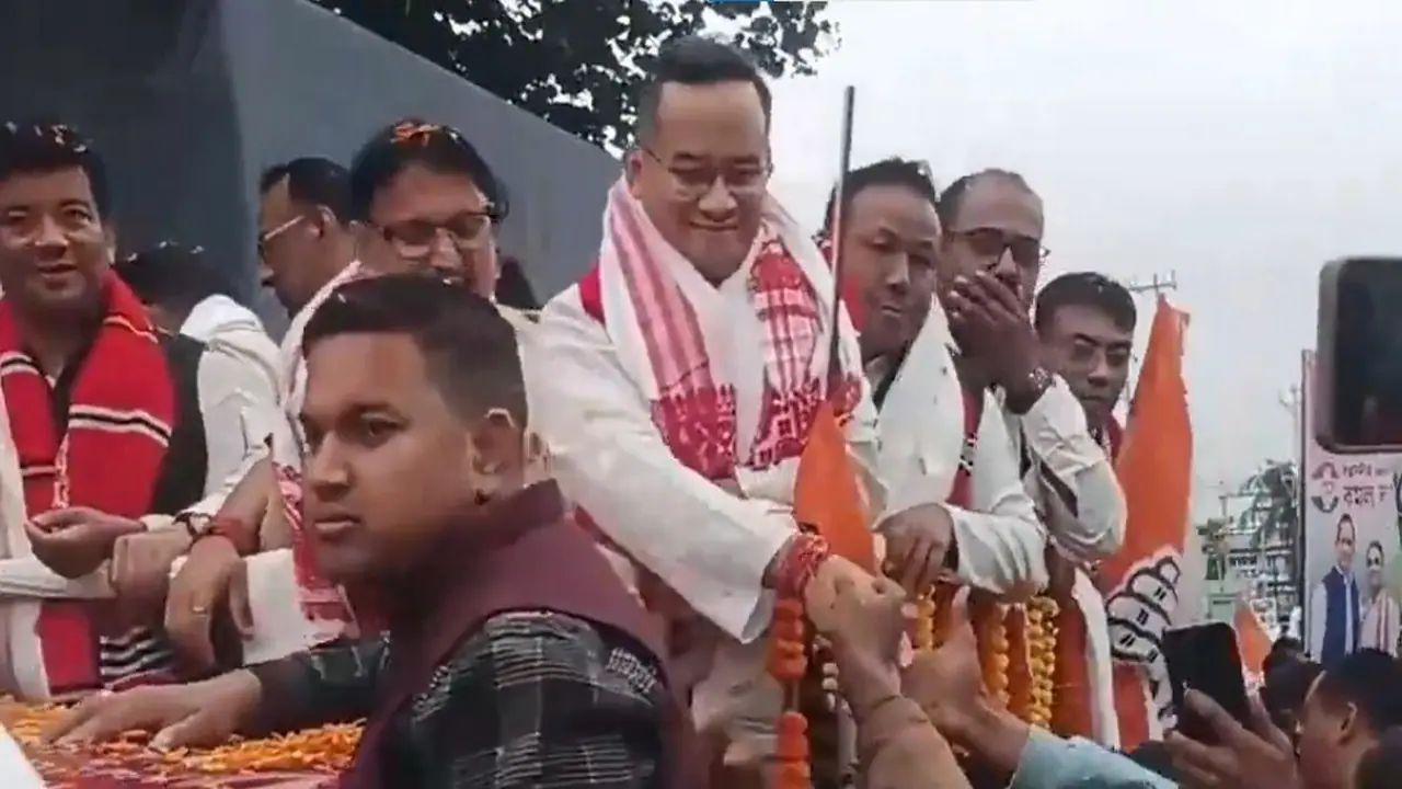 Assam Congress Chief Gaurav Gogoi holds election campaign in Lakhimpur (Photo/ANI) Assam Congress Chief Gaurav Gogoi holds election campaign in Lakhimpur (Photo/ANI)