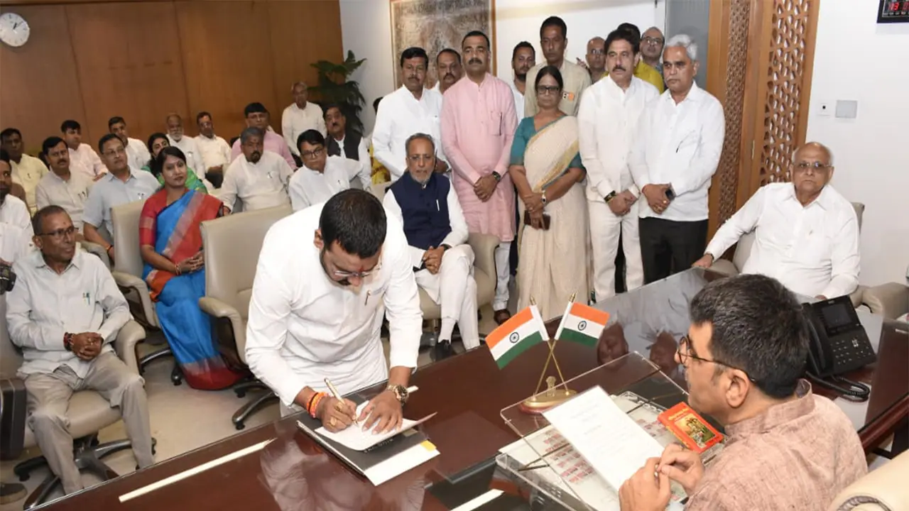 Umreth MLA Harshad Parmar (Photo/Gujarat CMO) Umreth MLA Harshad Parmar (Photo/Gujarat CMO)