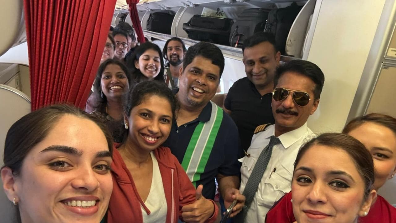 Passengers arrived Delhi's IGI Airport (Photo/@AirIndia_News) Passengers arrived Delhi's IGI Airport (Photo/@AirIndia_News)