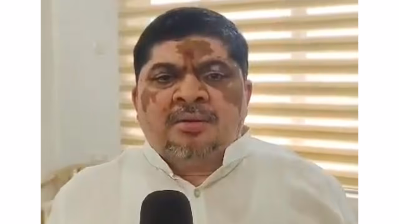 Telangana Minister Ponnam Prabhakar (Photo/ANI) Telangana Minister Ponnam Prabhakar (Photo/ANI)