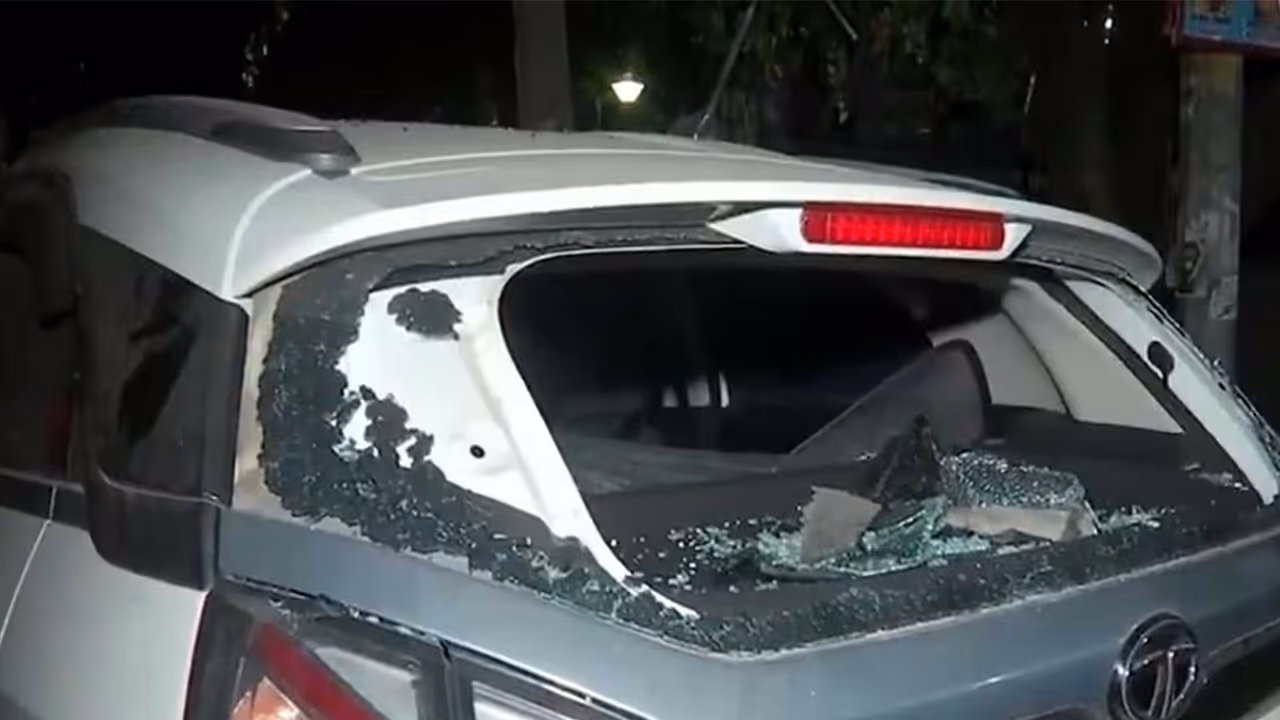 The damaged vehicle (Photo/ANI) The damaged vehicle (Photo/ANI)