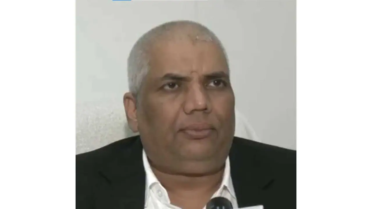 Satish Salian's lawyer Nilesh Ojha (Photo/ANI) Satish Salian's lawyer Nilesh Ojha (Photo/ANI)