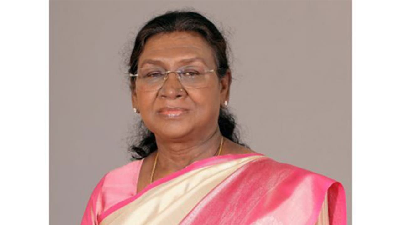 President Droupadi Murmu (Photo Credit: X/@rashtrapatibhvn) President Droupadi Murmu (Photo Credit: X/@rashtrapatibhvn)