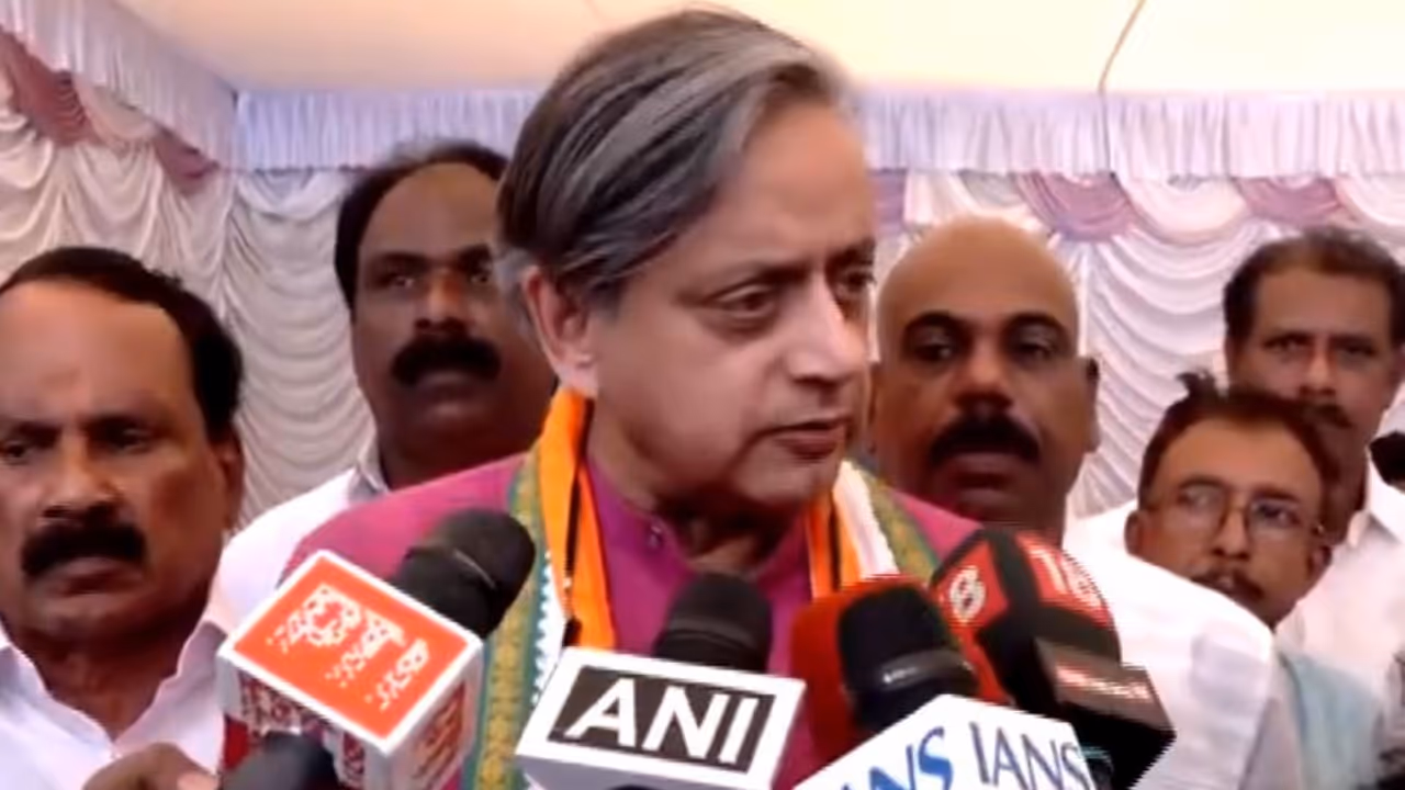 Congress MP Shashi Tharoor (Photo/ANI) Congress MP Shashi Tharoor (Photo/ANI)