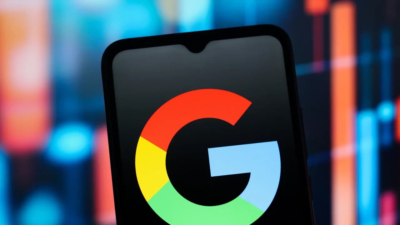 https://stocktwits.com/news articles/markets/equity/google settles for 36 m fine in australia over telco deals that shut out search rivals/chsa6PIRdQX