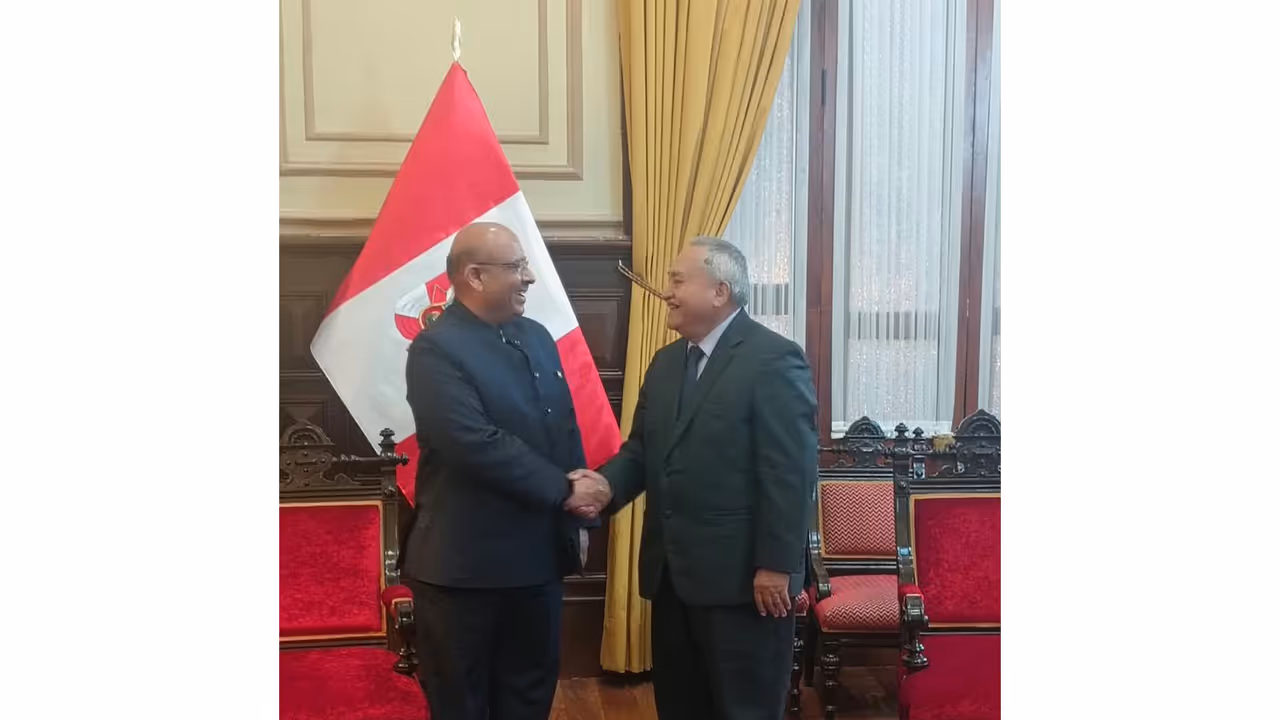 Delhi Assembly Speaker Vijender Gupta visits Peru Parliament, holds talks with Senator (Photo/Peru Parliament) Delhi Assembly Speaker Vijender Gupta visits Peru Parliament, holds talks with Senator (Photo/Peru Parliament)