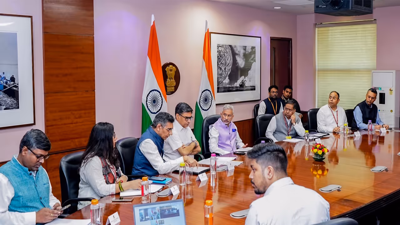 EAM S Jaishankar and MEA officials discuss rescue efforts in Nepal (Photo/@DrSJaishankar) EAM S Jaishankar and MEA officials discuss rescue efforts in Nepal (Photo/@DrSJaishankar)