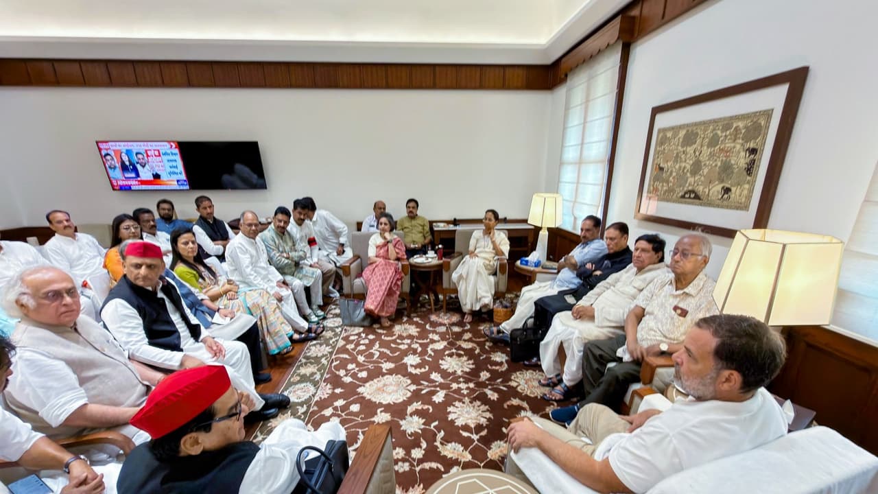 INDIA bloc leaders at an earlier meeting (File photo/ANI) INDIA bloc leaders at an earlier meeting (File photo/ANI)