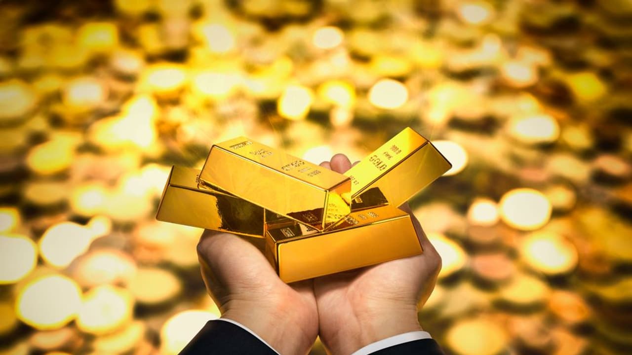 https://stocktwits.com/news articles/markets/equity/newmont stock loses shine after hours on lower gold output view retail thinks good thing/cZRZYgYR4Dm https://stocktwits.com/news articles/markets/equity/newmont stock loses shine after hours on lower gold output view retail thinks good thing/cZRZYgYR4Dm