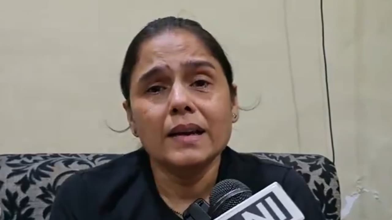 Snehal, Aunt of 22 year old Indian student Vidhi Megha, killed in Canada (Photo/ANI) Snehal, Aunt of 22 year old Indian student Vidhi Megha, killed in Canada (Photo/ANI)