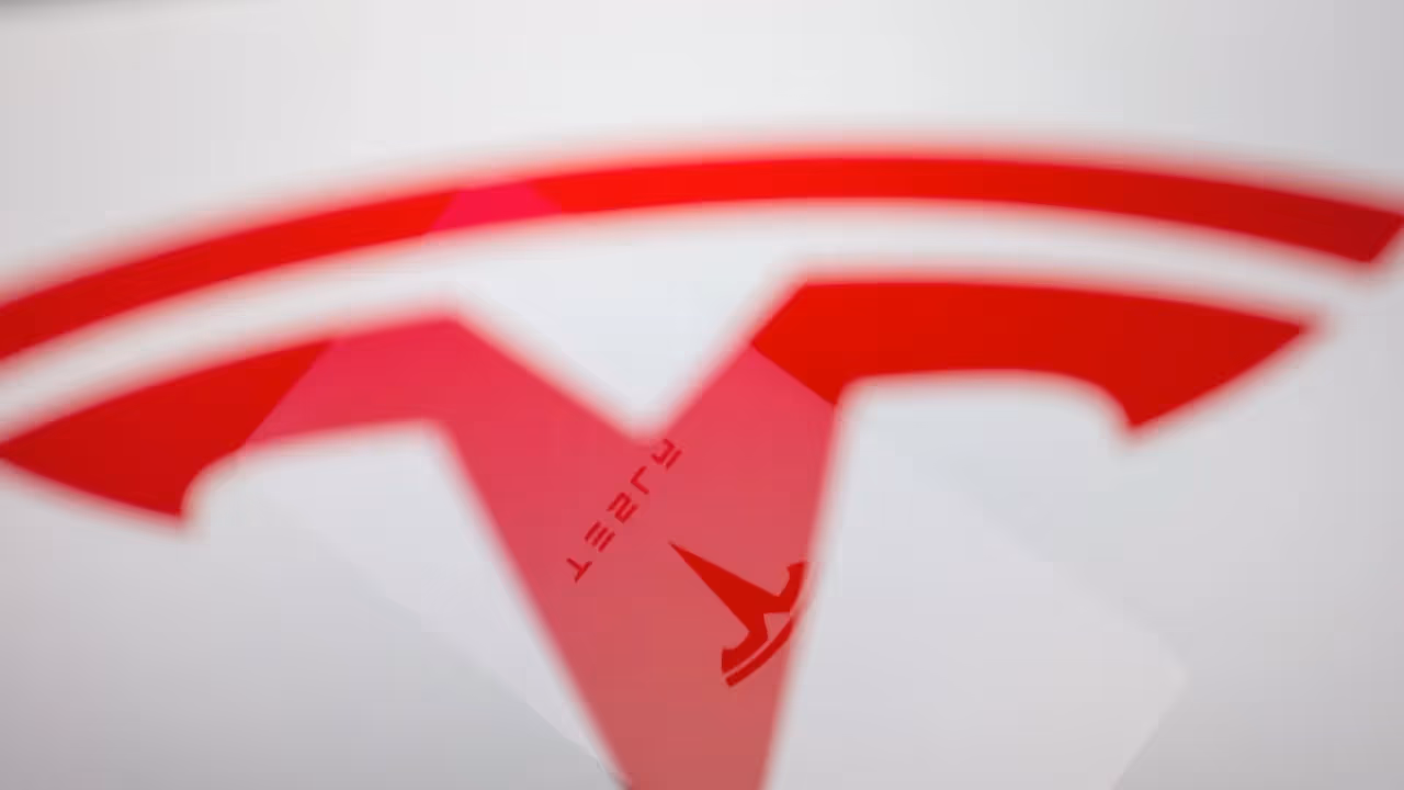 https://stocktwits.com/news articles/markets/equity/tesla s india launch sebi ra tracks bosch tata motors as winners while legacy players maruti ashok leyland may struggle/ch8fvNsR5nH https://stocktwits.com/news articles/markets/equity/tesla s india launch sebi ra tracks bosch tata motors as winners while legacy players maruti ashok leyland may struggle/ch8fvNsR5nH