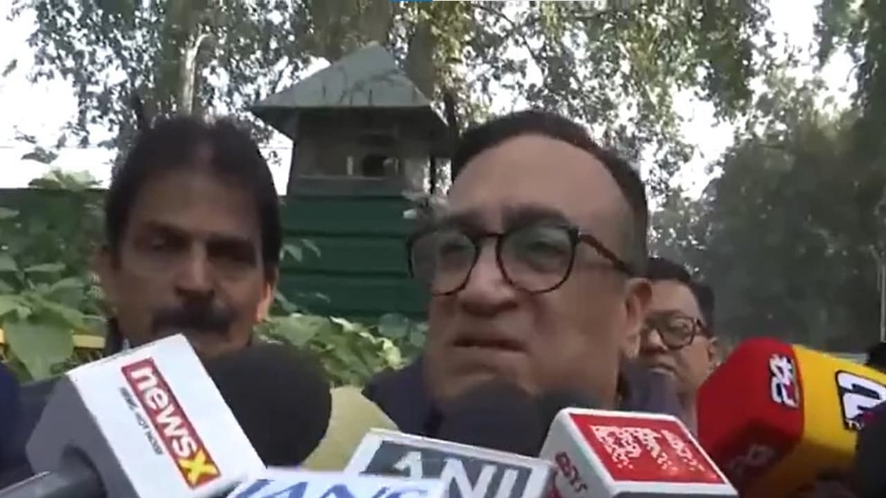 Senior Congress leader Ajay Maken (Photo/ANI)