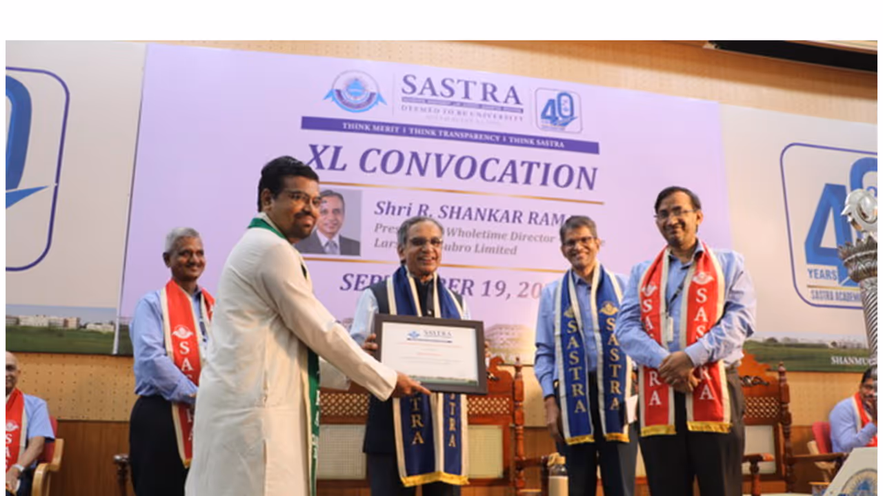 R Shankar Raman, President and Whole time Director, Larsen & Toubro attends 40th Convocation of SASTRA Deemed University in Thanjavur (Photo/ANI) R Shankar Raman, President and Whole time Director, Larsen & Toubro attends 40th Convocation of SASTRA Deemed University in Thanjavur (Photo/ANI)