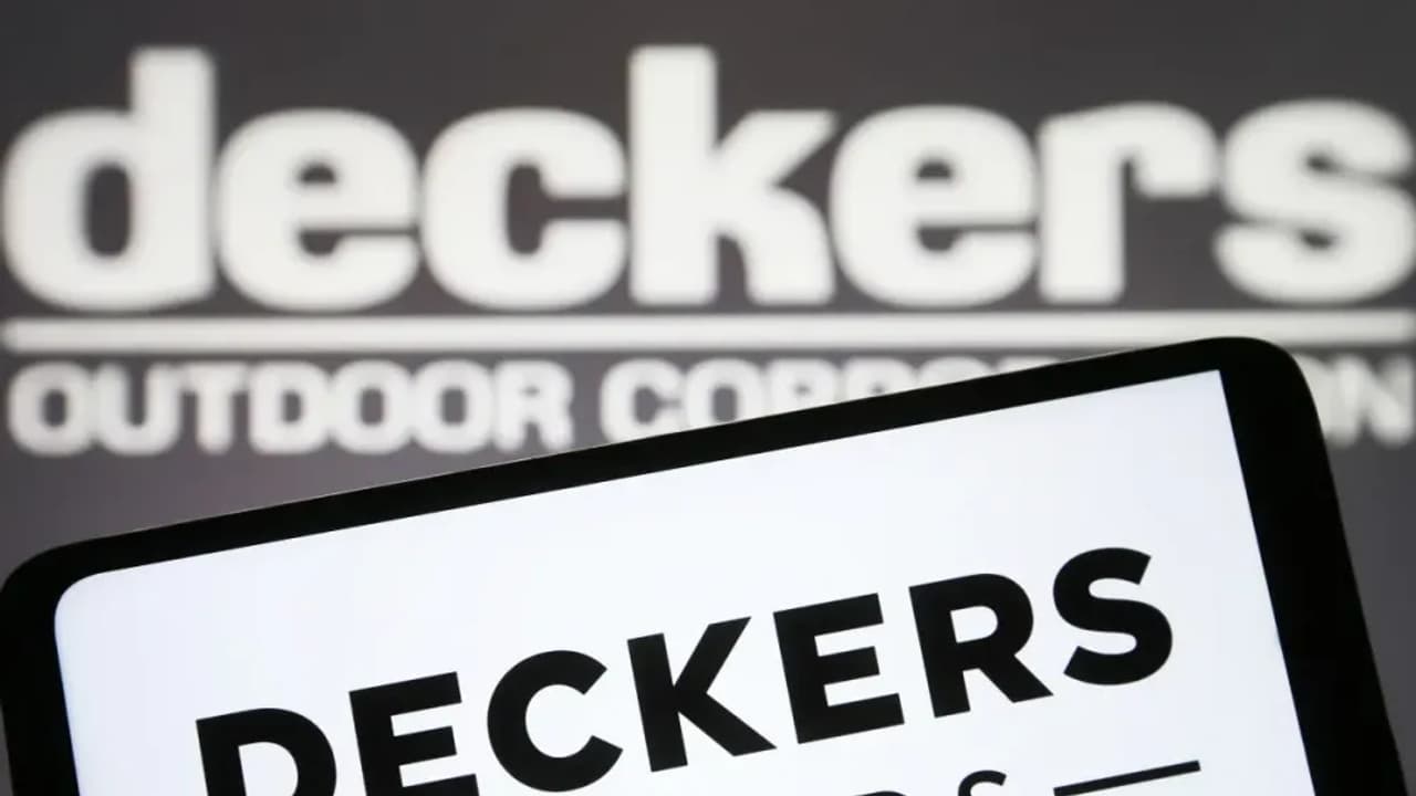 https://stocktwits.com/news articles/markets/equity/deck dks stocks in focus bmo warns athletic retailers face a messy road ahead/cZtewRORJyq https://stocktwits.com/news articles/markets/equity/deck dks stocks in focus bmo warns athletic retailers face a messy road ahead/cZtewRORJyq
