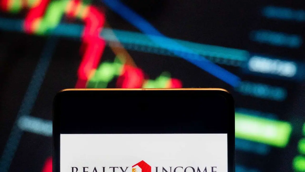 Realty Income Stock Falls Aftermarket On Tepid 2025 Forecast, Retail’s Unfazed Realty Income Stock Falls Aftermarket On Tepid 2025 Forecast, Retail’s Unfazed