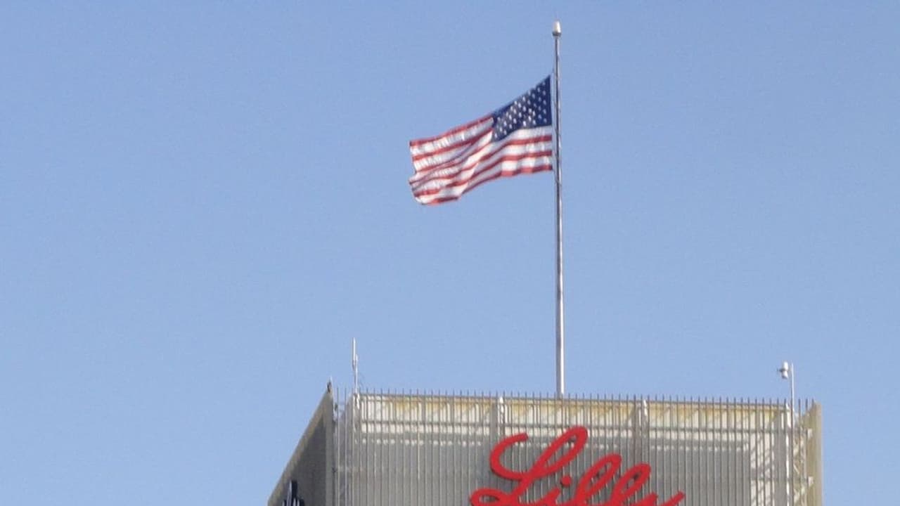 https://stocktwits.com/news articles/markets/equity/eli lilly novo nordisk preparing to introduce obesity pills next year in the us report/chw8wRPRdDr