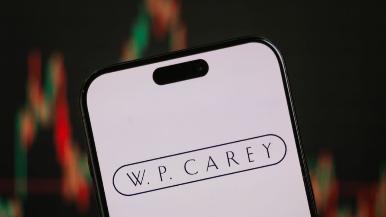 W.P. Carey On Watch After Upbeat Q4 Revenue: Retail Stays Extremely Bullish