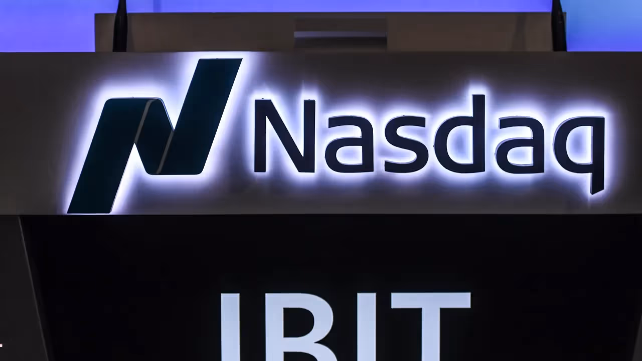 https://stocktwits.com/news articles/markets/cryptocurrency/blackrock bitcoin role holds ai bets move beyond tech/cZtCXabRB4G https://stocktwits.com/news articles/markets/cryptocurrency/blackrock bitcoin role holds ai bets move beyond tech/cZtCXabRB4G