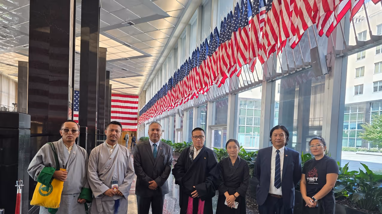 High level meeting held with special coordinator for Tibetan issues Riley Barnes at US State Department on sacrifice of Pawo Lobga Rangzen (Photo: Tibetan Youth Congress) High level meeting held with special coordinator for Tibetan issues Riley Barnes at US State Department on sacrifice of Pawo Lobga Rangzen (Photo: Tibetan Youth Congress)