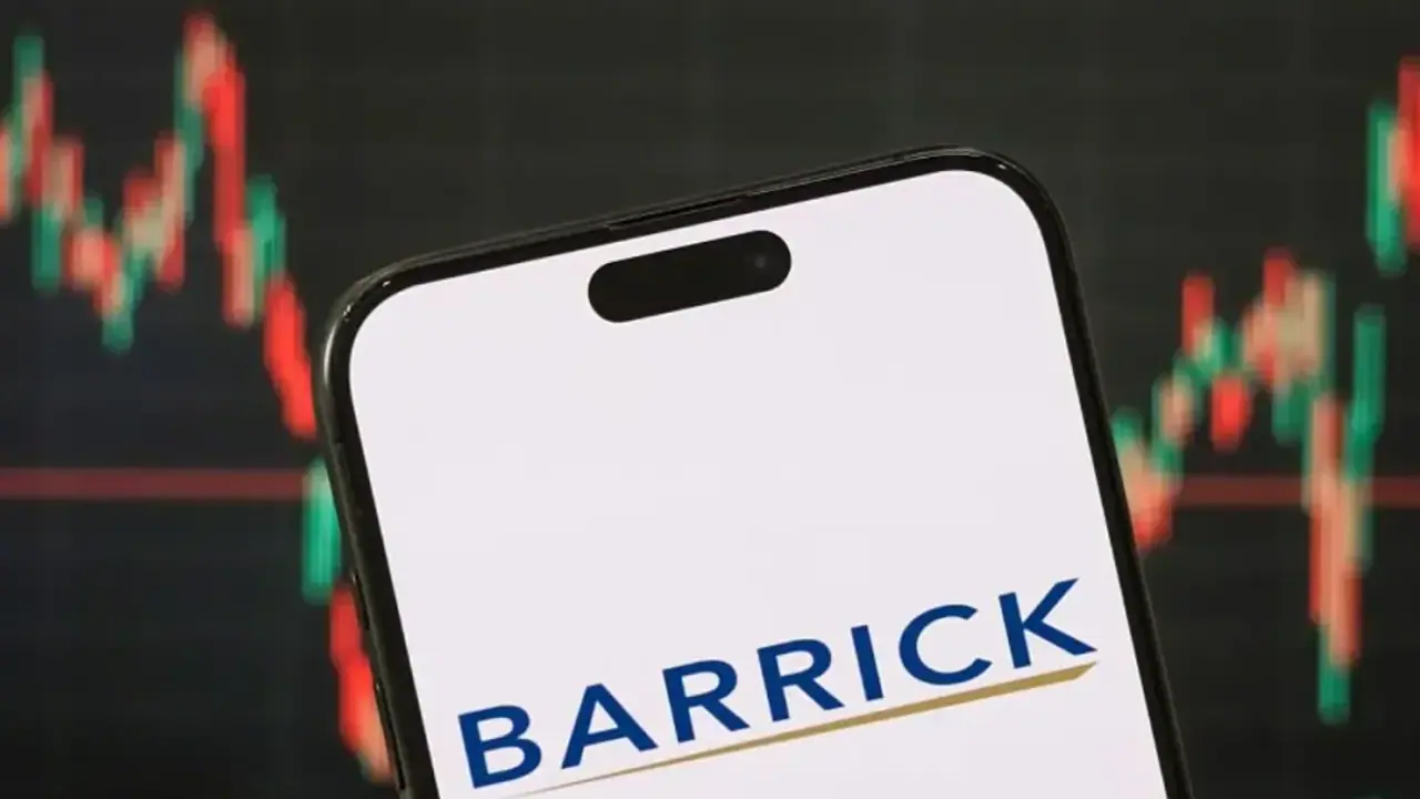 https://stocktwits.com/news articles/markets/equity/mining giant barrick s ceo says mali junta doesn t want badly run legal fight/chifO4lRbjy