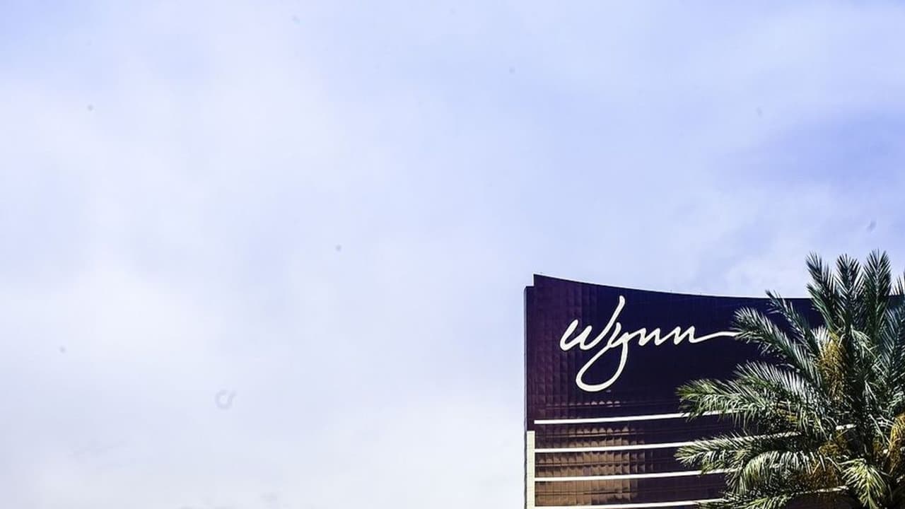 https://stocktwits.com/news articles/markets/equity/wynn resorts signals trouble in casinos resorts/chiB4x9RbSC https://stocktwits.com/news articles/markets/equity/wynn resorts signals trouble in casinos resorts/chiB4x9RbSC