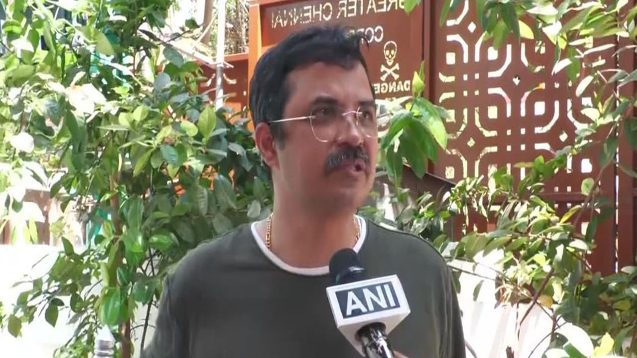 AIADMK spokesperson Kovai Sathyan (Photo/ANI) AIADMK spokesperson Kovai Sathyan (Photo/ANI)