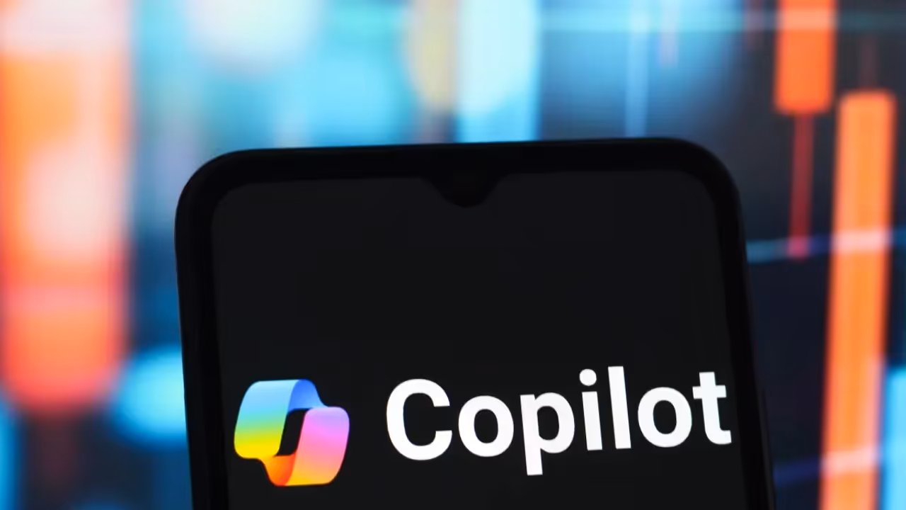 https://stocktwits.com/news articles/markets/equity/microsoft reportedly nearing copilot mega deal with major customer/chlXpWORb6L