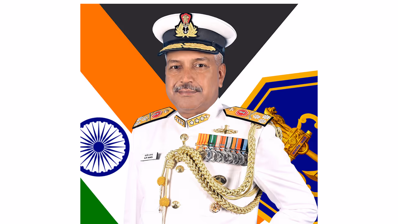 Vice Admiral Alok Ananda, YSM (Photo X/Indian Naval Academy) Vice Admiral Alok Ananda, YSM (Photo X/Indian Naval Academy)