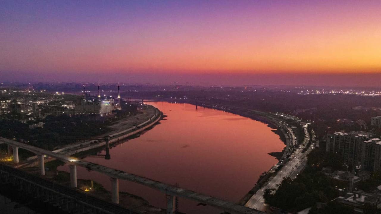 Construction of the 480 metre long bullet train bridge over the Sabarmati River is completed(photo/NHSRCL) Construction of the 480 metre long bullet train bridge over the Sabarmati River is completed(photo/NHSRCL)