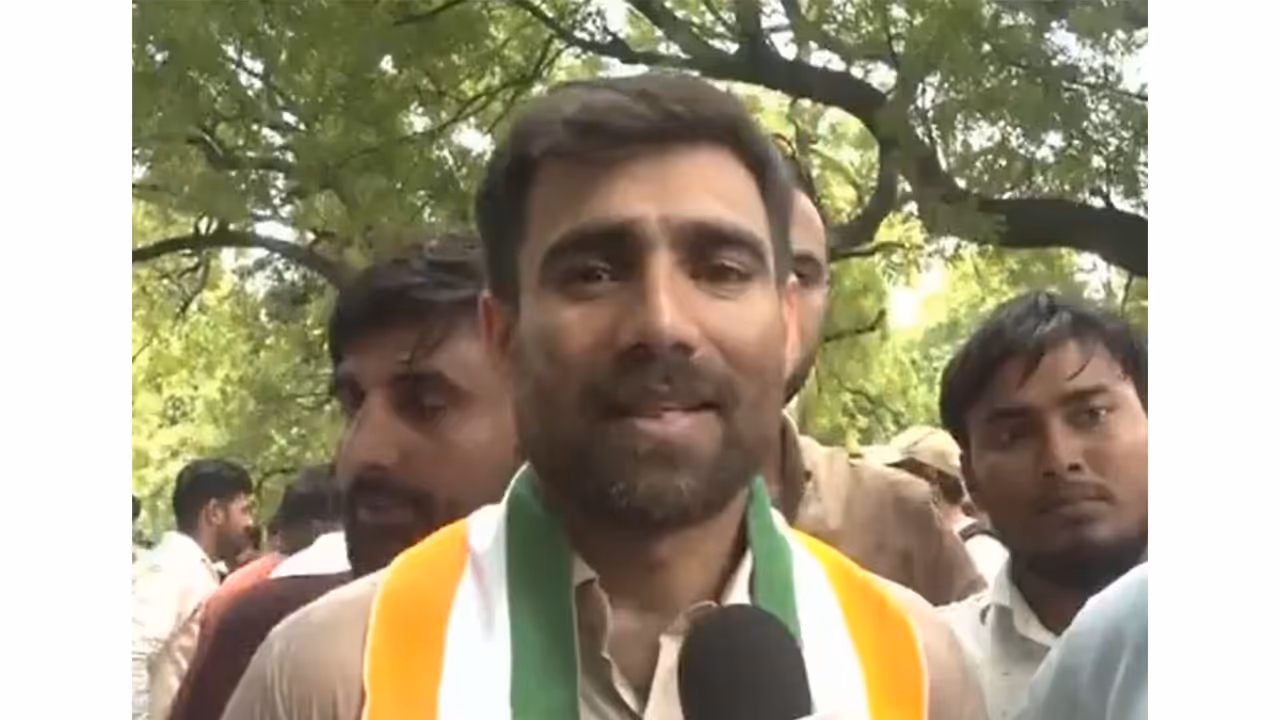 NSUI chief Vinod Jakhar (Photo/ANI) NSUI chief Vinod Jakhar (Photo/ANI)