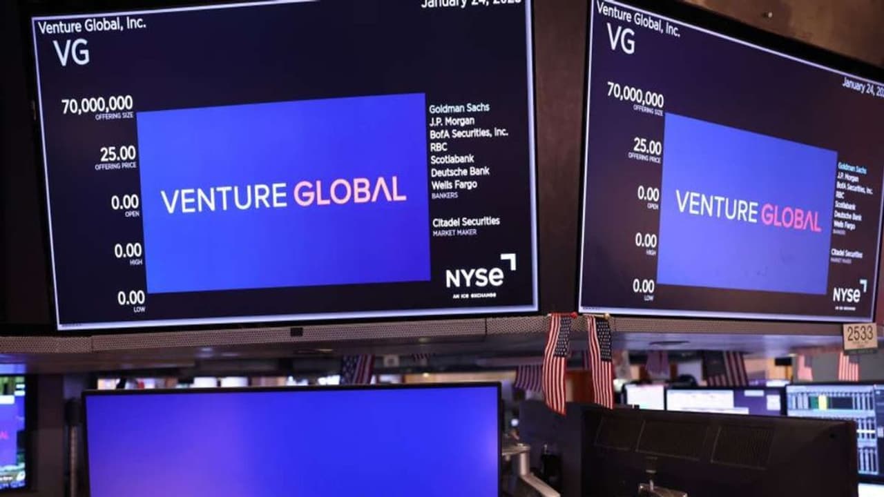 https://stocktwits.com/news articles/markets/equity/why did venture global stock plunge after hours/ch6alXaR31S https://stocktwits.com/news articles/markets/equity/why did venture global stock plunge after hours/ch6alXaR31S