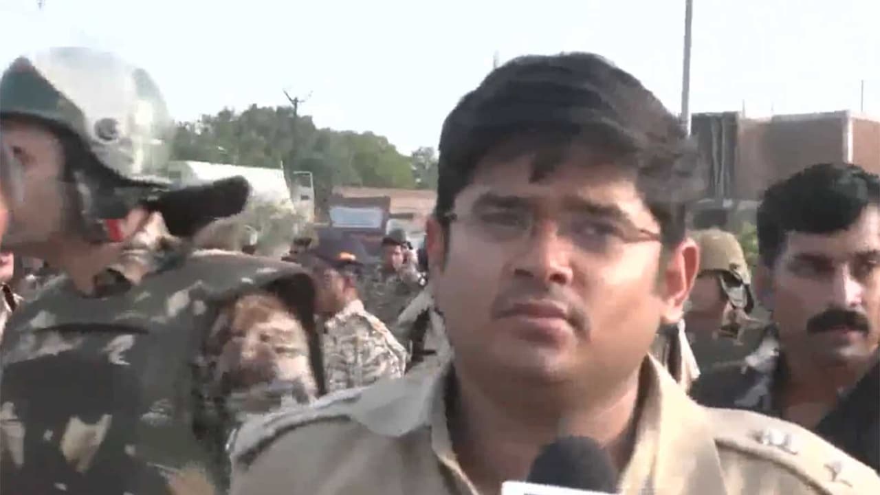 SP Datia Mayur Khandelwal (Photo/ANI) SP Datia Mayur Khandelwal (Photo/ANI)