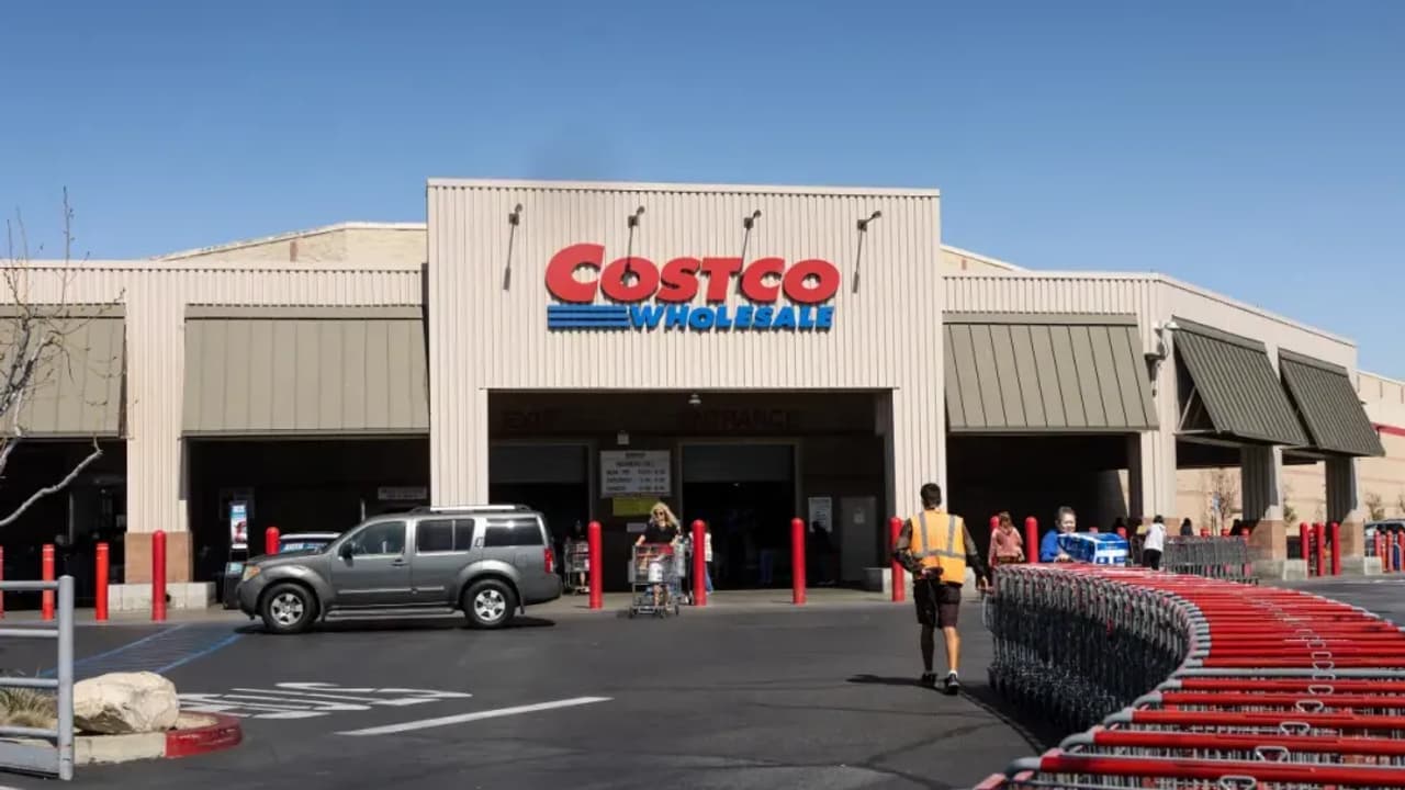 https://stocktwits.com/news articles/markets/equity/costcos q3 may reveal full scope of tariff pressure after walmarts warning/ch0Ah0qRbtd https://stocktwits.com/news articles/markets/equity/costcos q3 may reveal full scope of tariff pressure after walmarts warning/ch0Ah0qRbtd