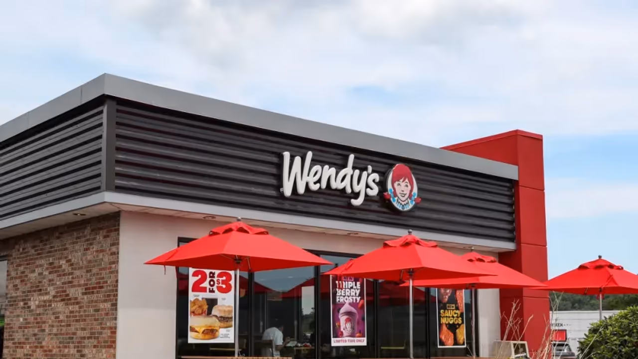 https://stocktwits.com/news articles/markets/equity/wendy s announces 190 new burger chain outlets in italy and armenia retail view turns bullish/ch8hdC9R58s