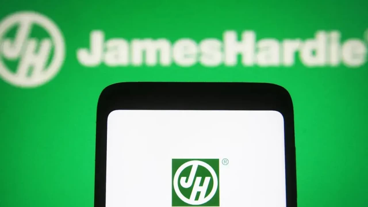 James Hardie To Acquire AZEK In $8.8B Deal, Stock Nosedives: Analysts Divided While Retail Sentiment Hits A Nadir James Hardie To Acquire AZEK In $8.8B Deal, Stock Nosedives: Analysts Divided While Retail Sentiment Hits A Nadir