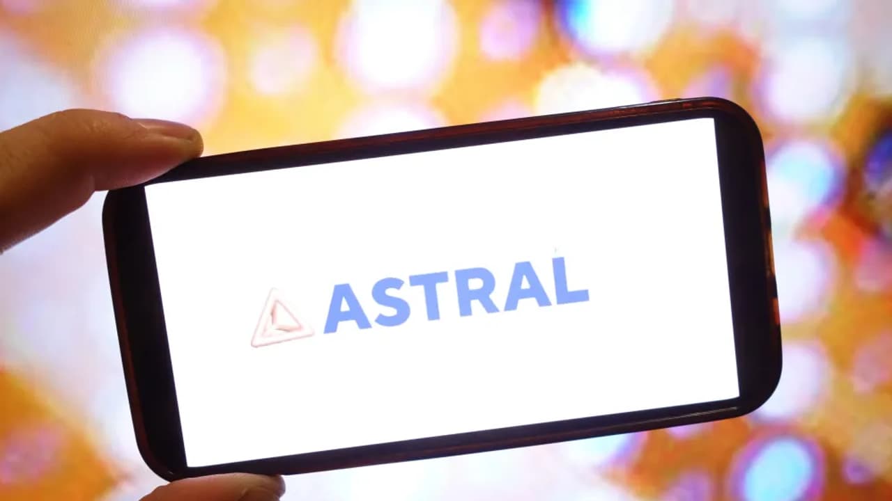 https://stocktwits.com/news articles/markets/equity/astral shares sebi analyst says break above 1 575 could unlock bigger rally/chwkRD2RdMK