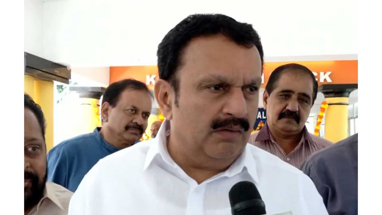 Keralam Health Minister K Muralidharan (Photo/ANI) Keralam Health Minister K Muralidharan (Photo/ANI)