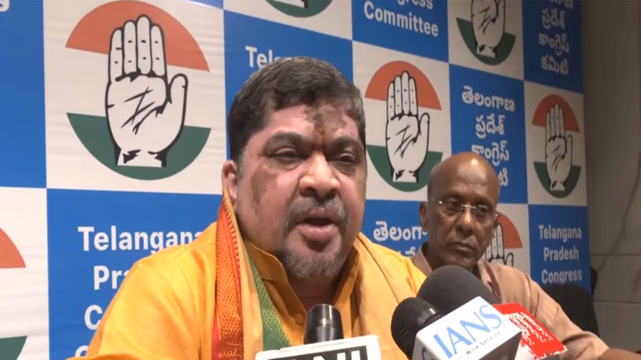 Telangana Minister Ponnam Prabhakar (Photo/ANI) Telangana Minister Ponnam Prabhakar (Photo/ANI)