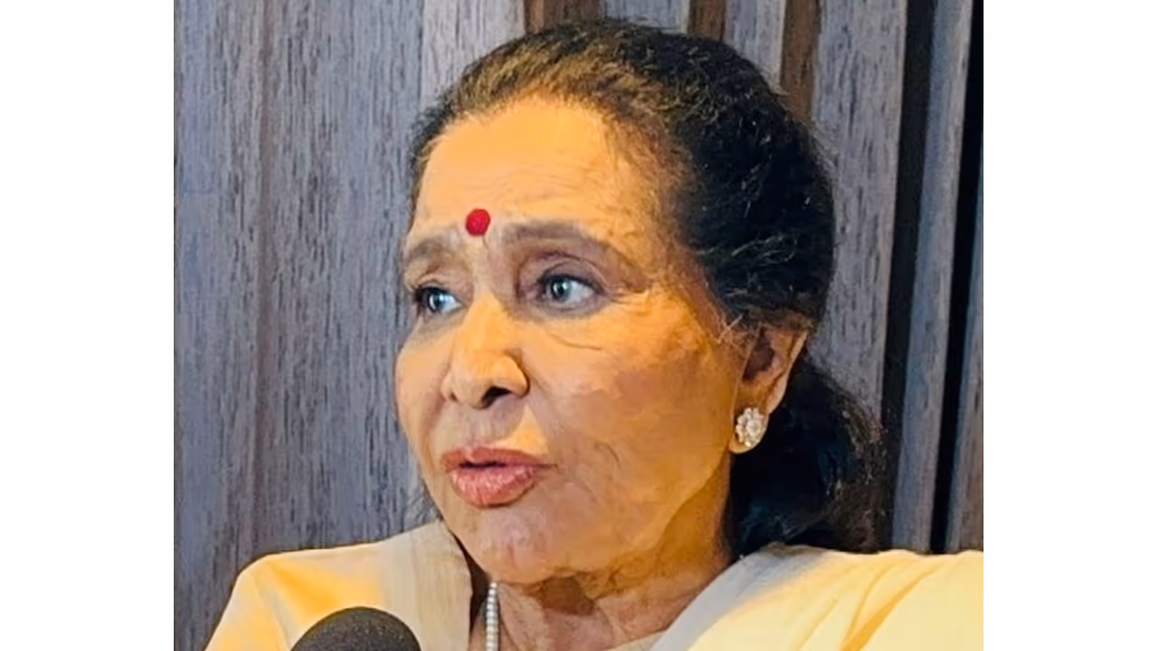 Veteran singer Asha Bhosle (Image source: ANI) Veteran singer Asha Bhosle (Image source: ANI)