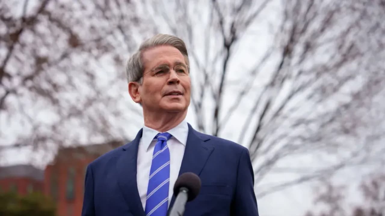 https://stocktwits.com/news-articles/markets/equity/scott-bessent-downplays-us-debt-default-risk-as-deadline-looms/chkolQORbuK