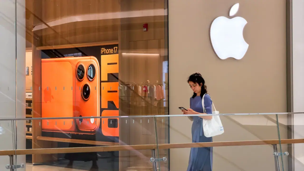 https://stocktwits.com/news articles/markets/equity/apple nexty big catalyst aapl price target 400 foldable iphone ai strategy/cZo66lPRJKy https://stocktwits.com/news articles/markets/equity/apple nexty big catalyst aapl price target 400 foldable iphone ai strategy/cZo66lPRJKy