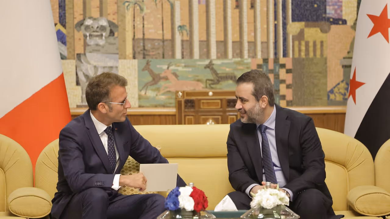 French President Emmanuel Macron with his Syrian counterpart Ahmad al Sharaa (Photo/X/@syrianmofaex) French President Emmanuel Macron with his Syrian counterpart Ahmad al Sharaa (Photo/X/@syrianmofaex)