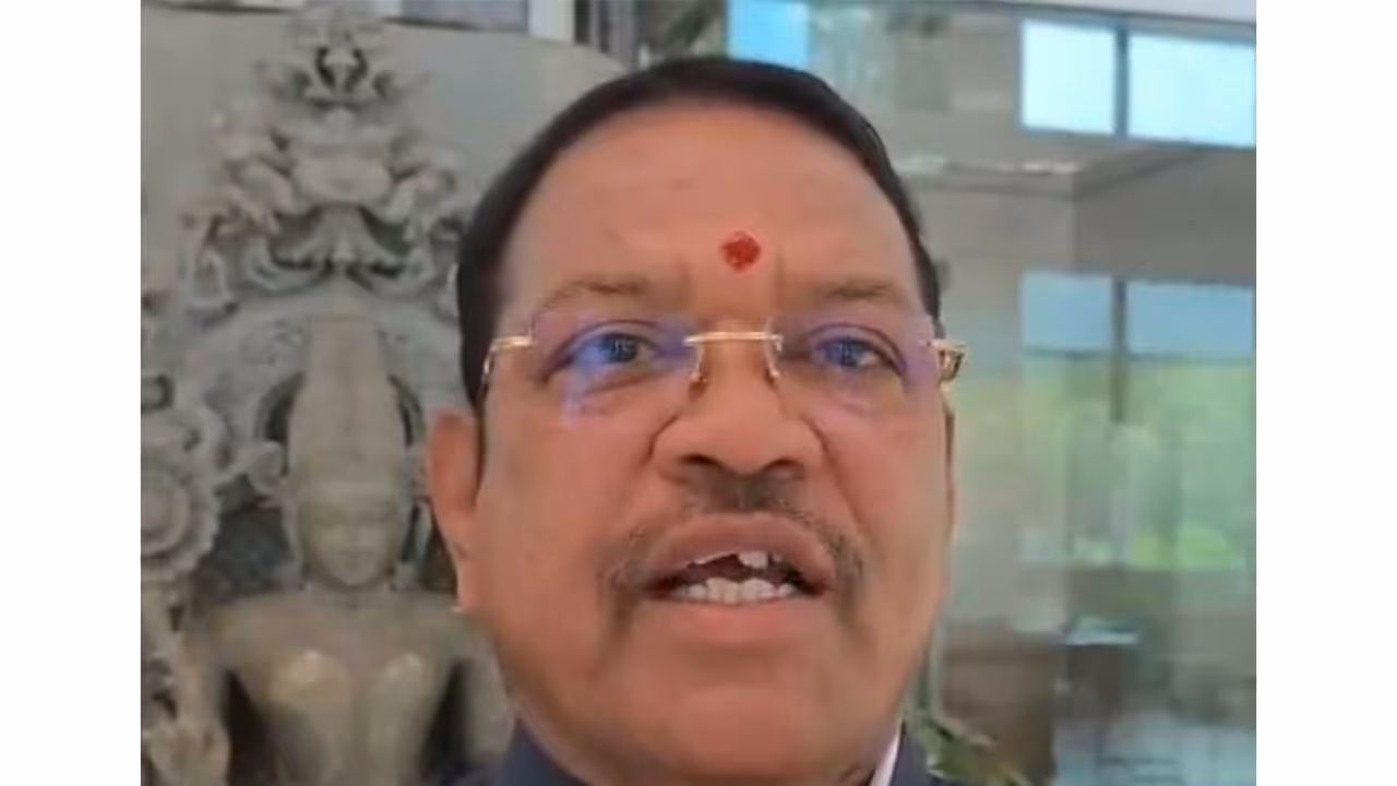 Chairperson of the Parliamentary Standing Committee on Energy, Shrirang Appa Chandu Barne (Photo/ANI) Chairperson of the Parliamentary Standing Committee on Energy, Shrirang Appa Chandu Barne (Photo/ANI)