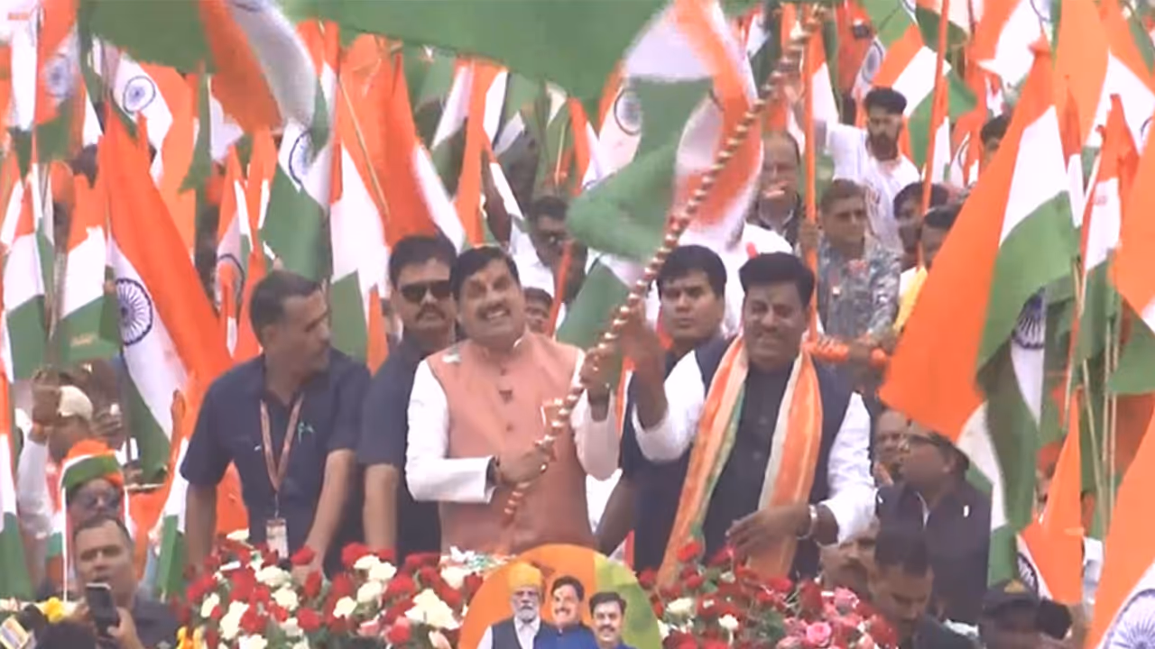 MP CM Mohan Yadav participates in Tiranga Yatra (Photo/ANI) MP CM Mohan Yadav participates in Tiranga Yatra (Photo/ANI)