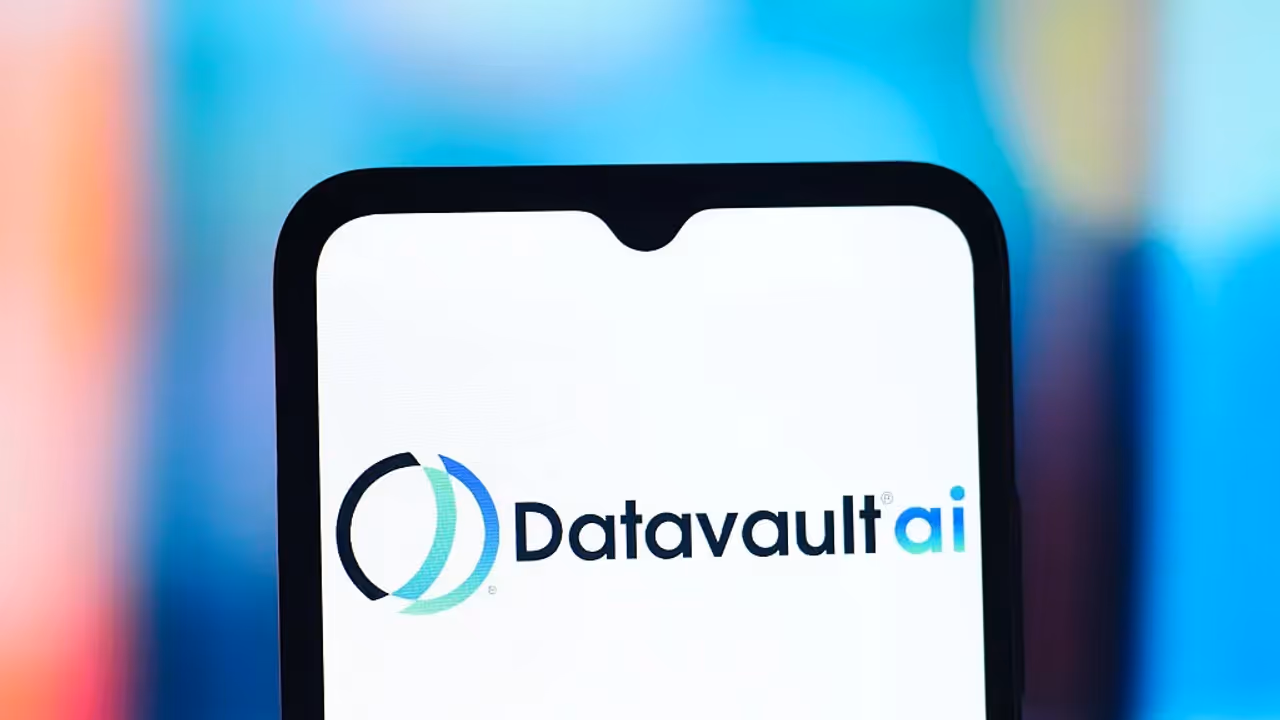 https://stocktwits.com/news articles/markets/equity/datavault ai to boost growth with new headquarters quantum centers/cLG4mQdR3rQ
