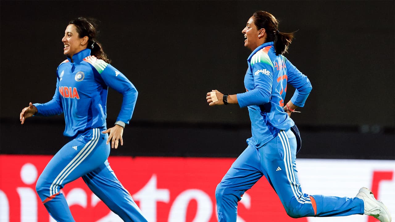 Vice captain Smriti Mandhana and skipper Harmanpreet Kaur (Photo/ANI)