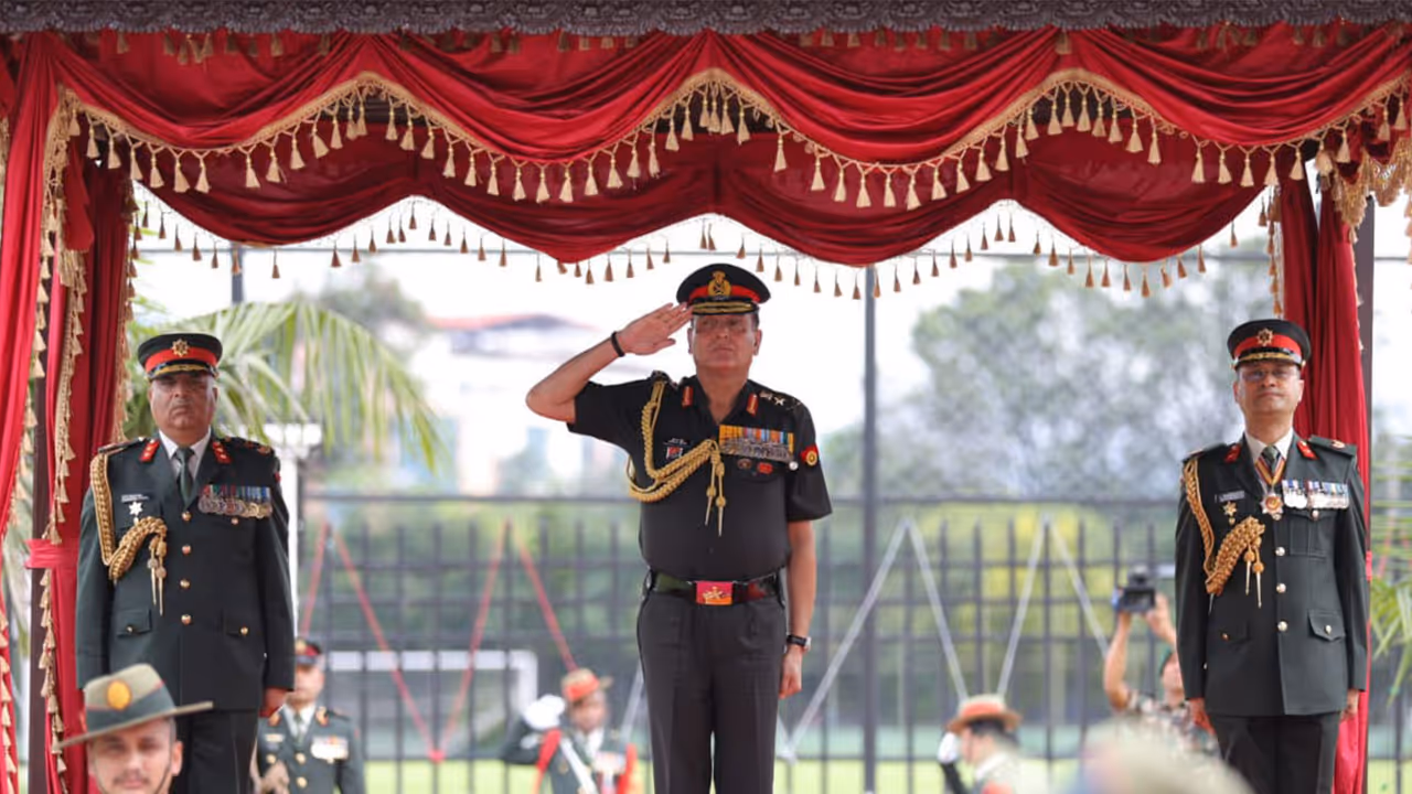 Indian Army Chief General Dhiraj Seth inspects the ceremonial Guard of Honour at the Nepali Army Headquarters in Kathmandu during his official visit to Nepal. (Image Source: Nepali Army) Indian Army Chief General Dhiraj Seth inspects the ceremonial Guard of Honour at the Nepali Army Headquarters in Kathmandu during his official visit to Nepal. (Image Source: Nepali Army)