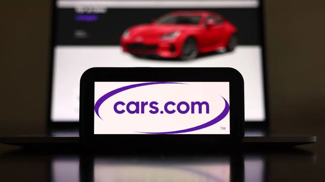 Cars.com Stock In Focus After $25M Acquisition Of DealerClub: Retail’s Upbeat Cars.com Stock In Focus After $25M Acquisition Of DealerClub: Retail’s Upbeat